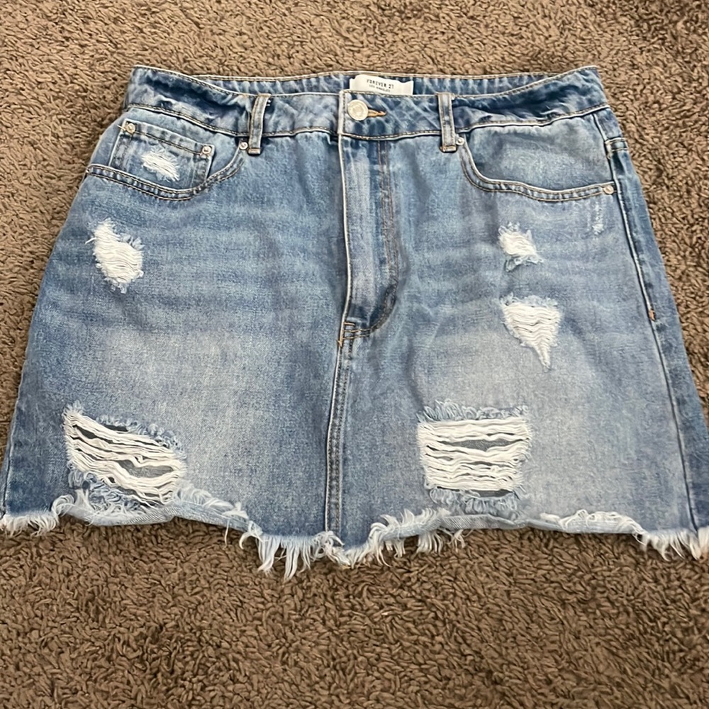 forever 21 ripped jean skirt